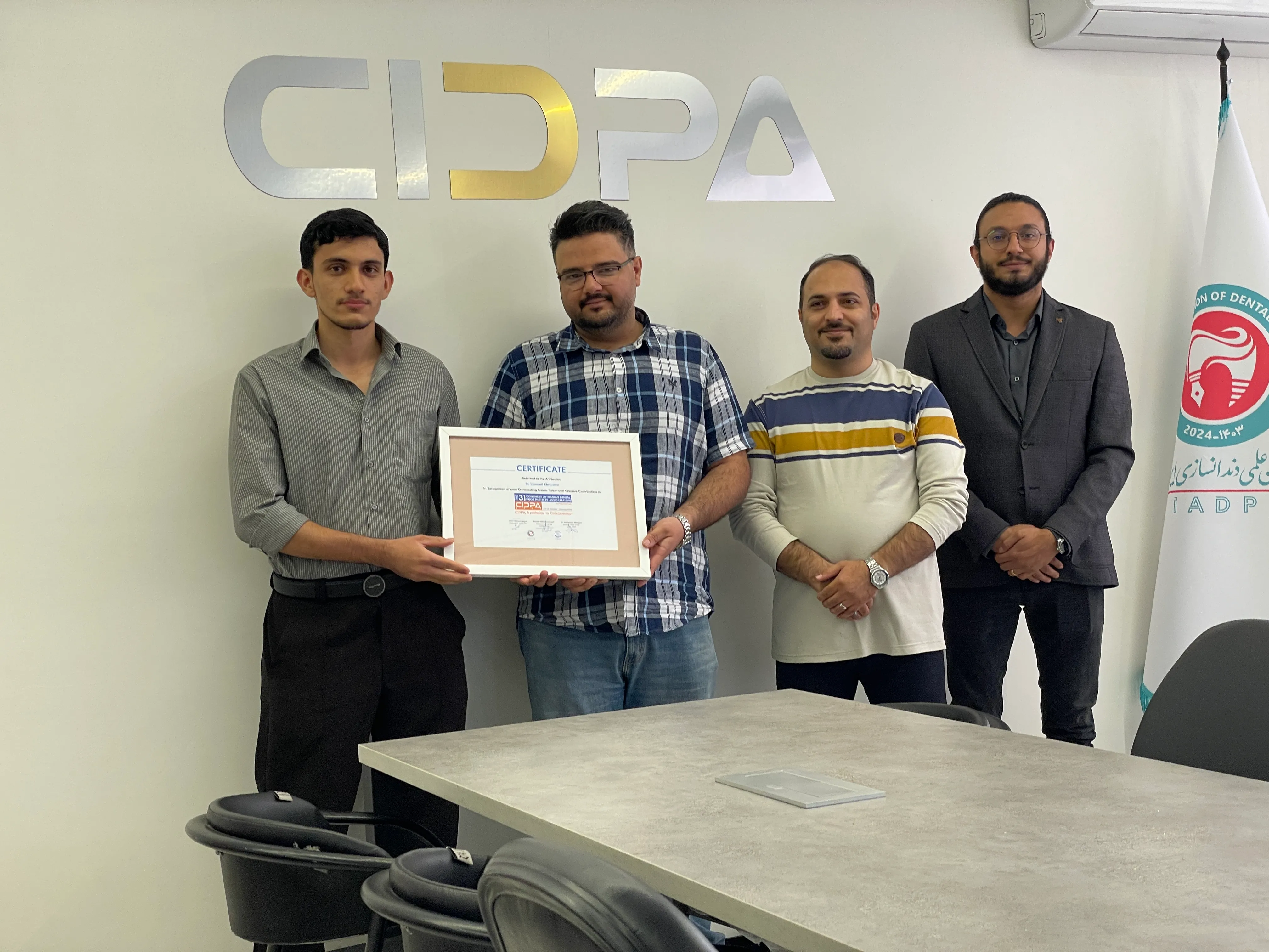 تقدیر از برگزیدگان جشنواره هنری کنگره سیدپا ۲۰۲۴ و تجلیل از تیم اجرایی نشست‌های صنفی